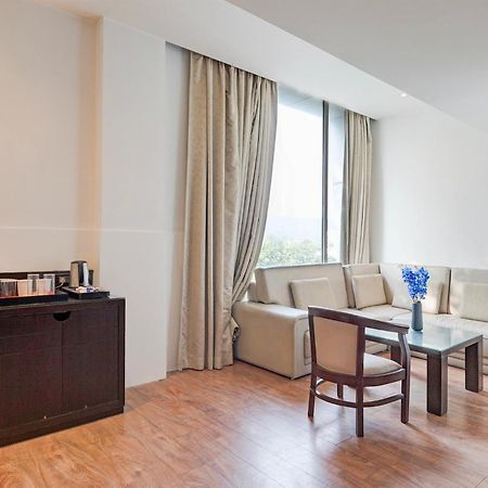 Townhouse Oak Agra Near Sultanganj Puliya Formerly Bb Grand Kültér fotó