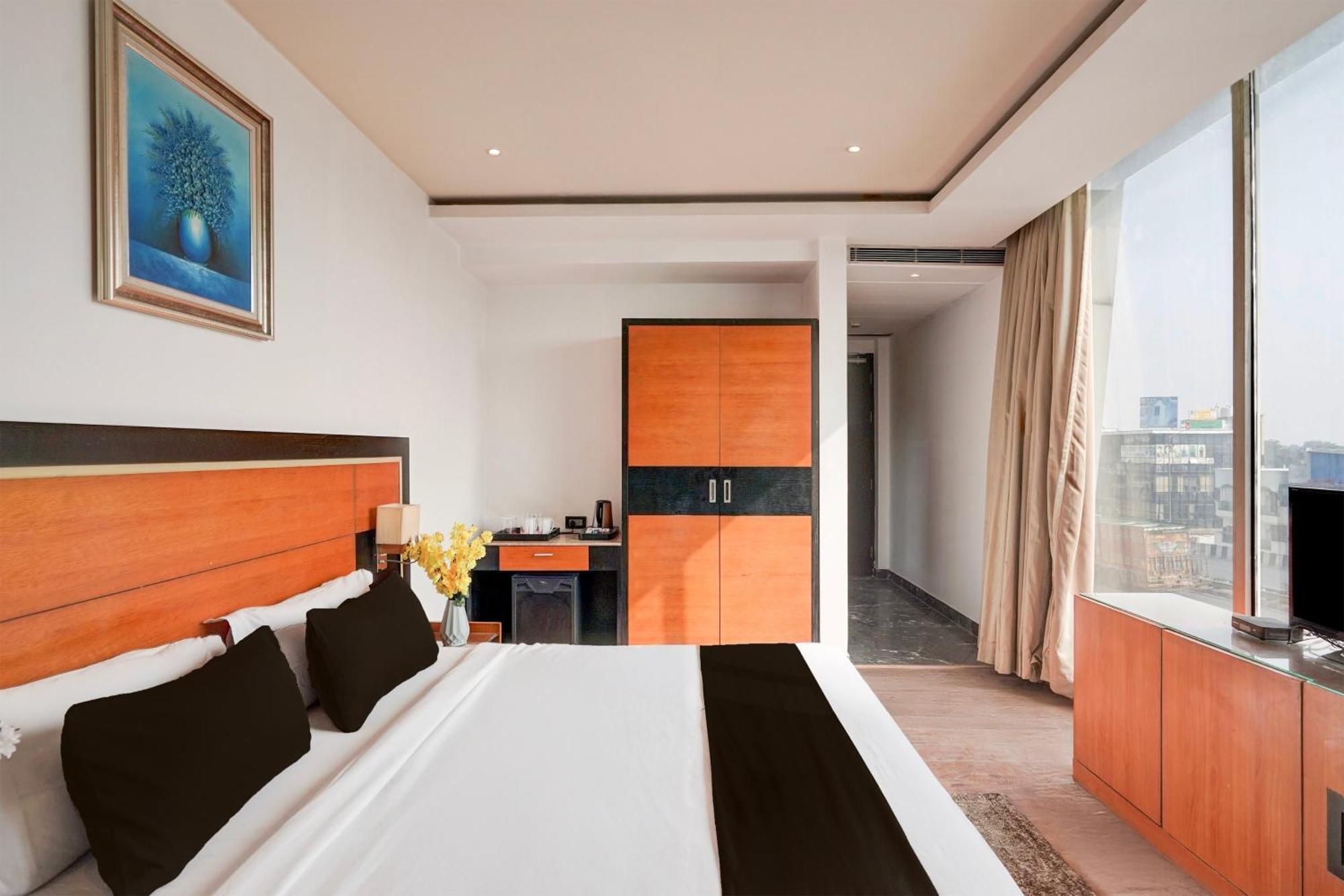 Townhouse Oak Agra Near Sultanganj Puliya Formerly Bb Grand Kültér fotó